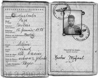 Fremdenpass von Theodor Michael, 1940
